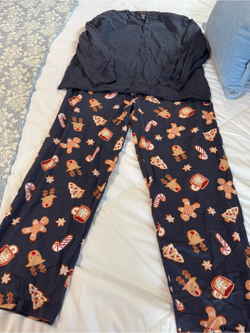 Men’s Navy Blue Holiday Gingerbread Pajama Set